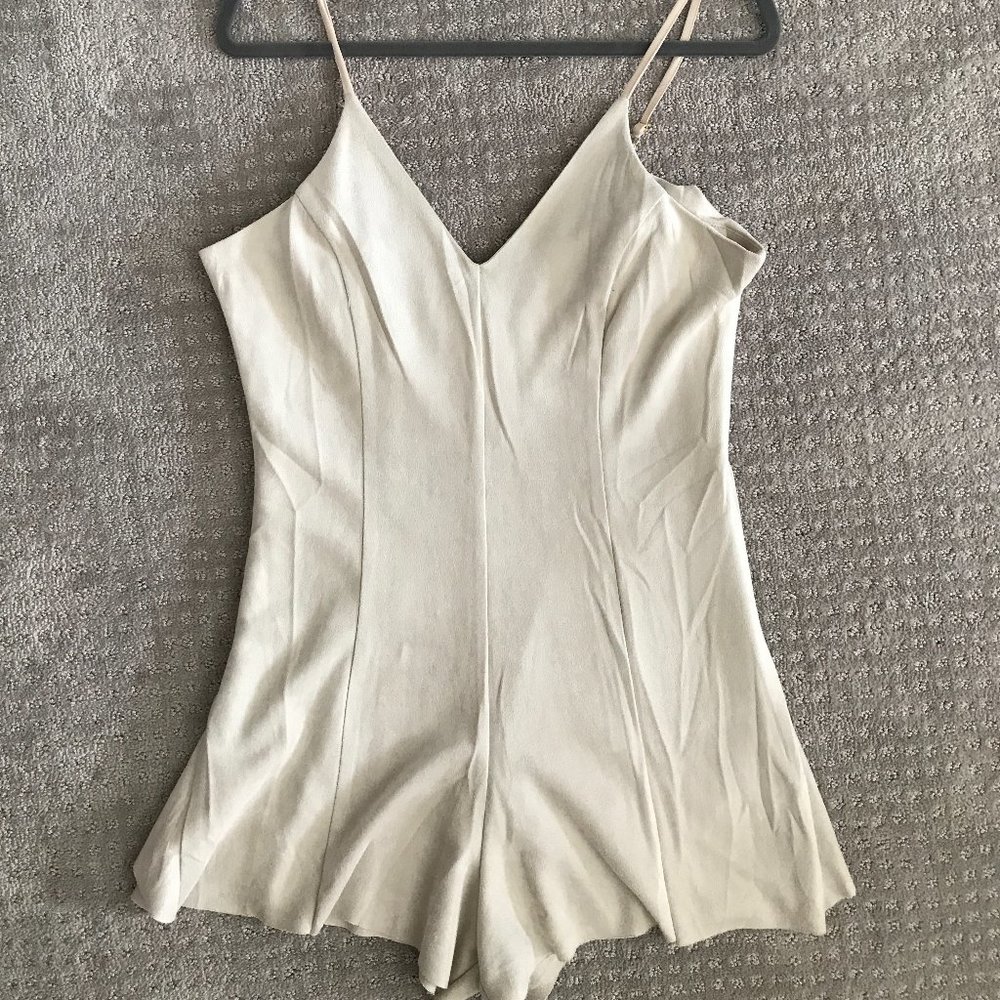 Beige Ruffle Romper - Picture 5 of 6